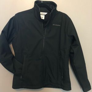 Women’s Columbia Soft Shell Jacket